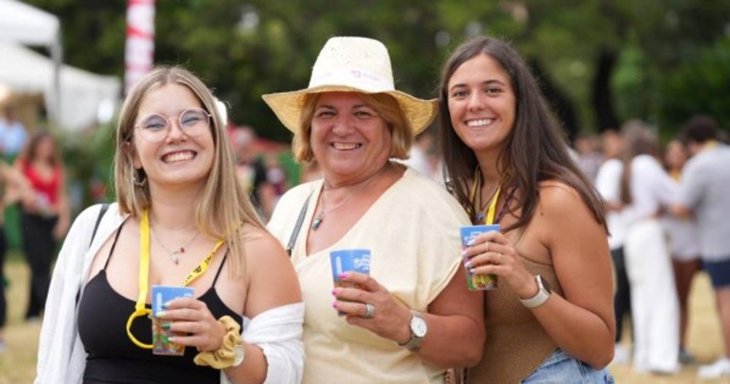 Mara estreia-se no último dia do Summer Opening (com fotos)