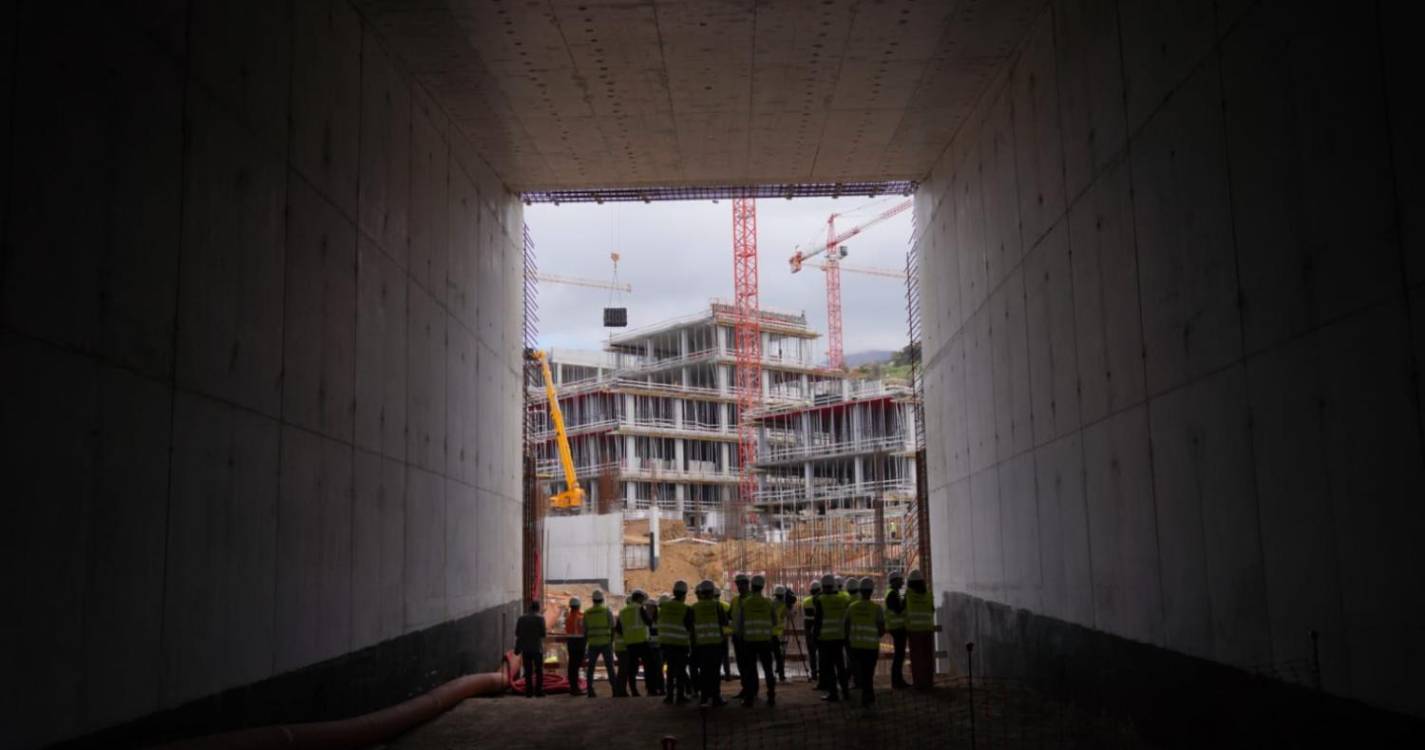 Veja como está a decorrer a obra do novo hospital