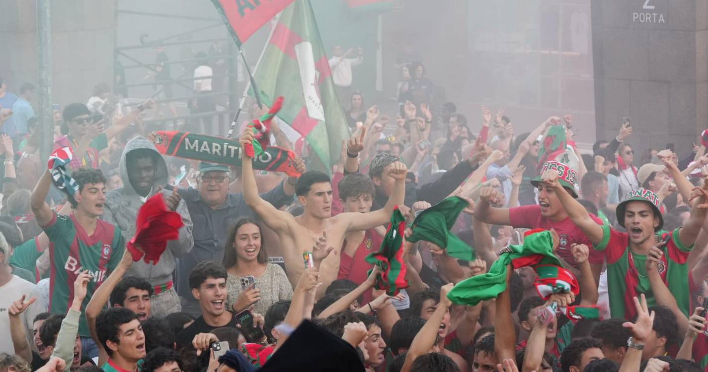 Festa ‘rija’ nos Barreiros após a confirmação do regresso maritimista à I Liga (com fotos e vídeos)