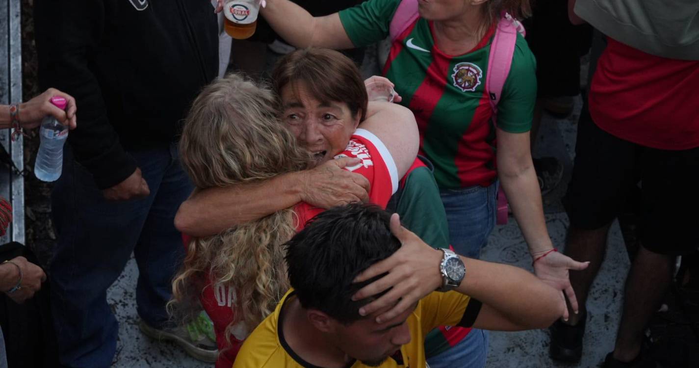 Festa ‘rija’ nos Barreiros após a confirmação do regresso maritimista à I Liga (com fotos e vídeos)