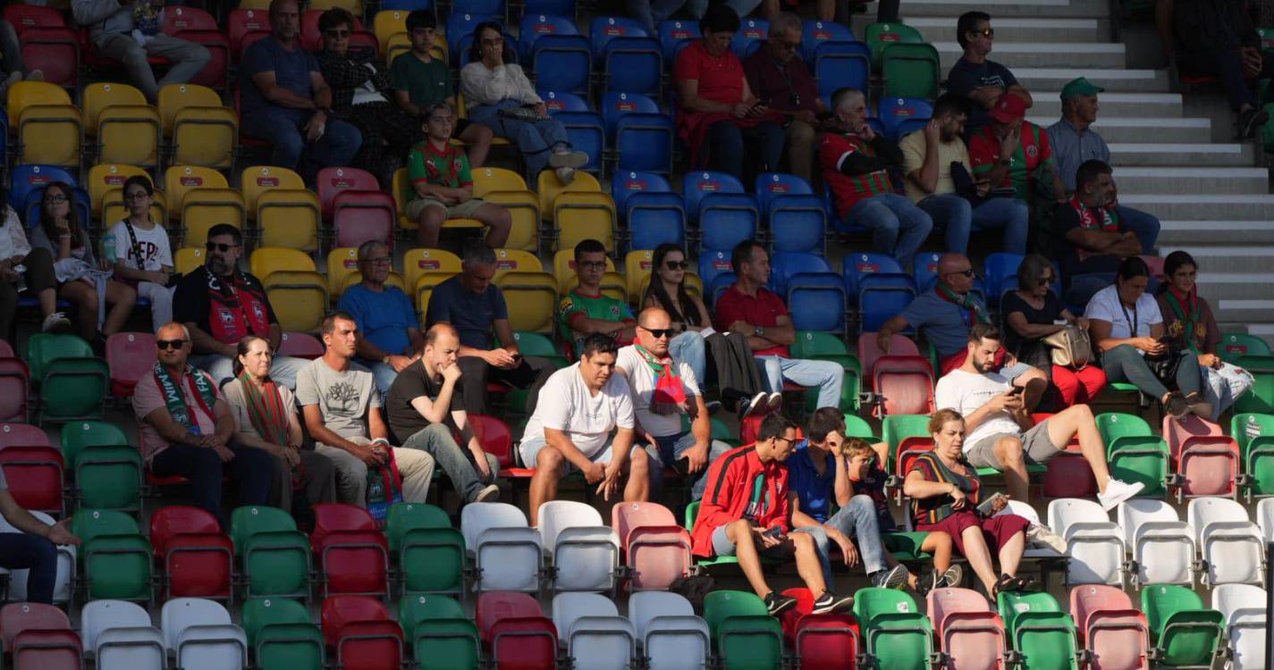 Veja quem está nos Barreiros para assistir ao Marítimo vs Académico Viseu