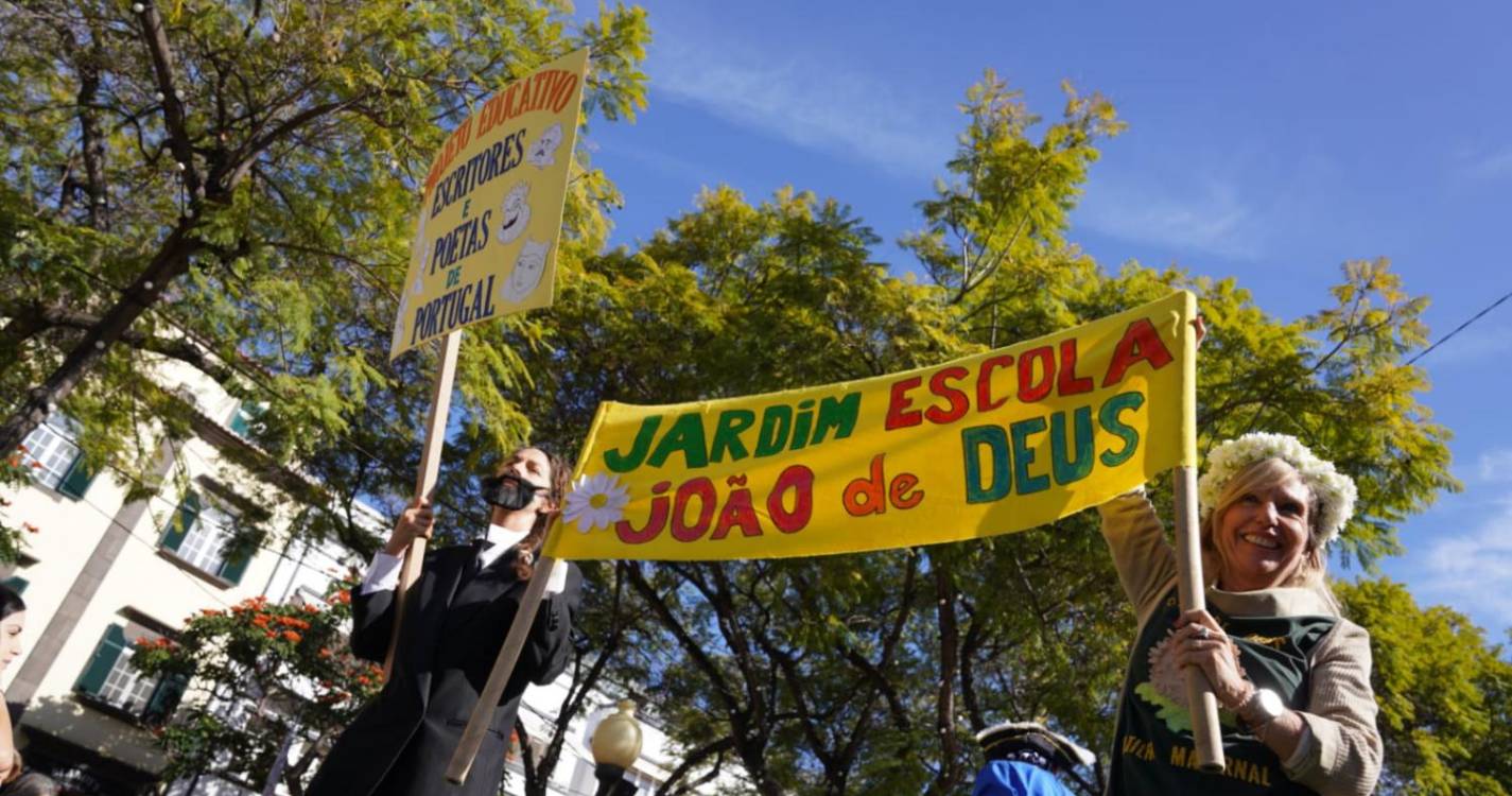 Mais de mil miúdos desfilam no Cortejo de Carnaval das Crianças (com fotos)