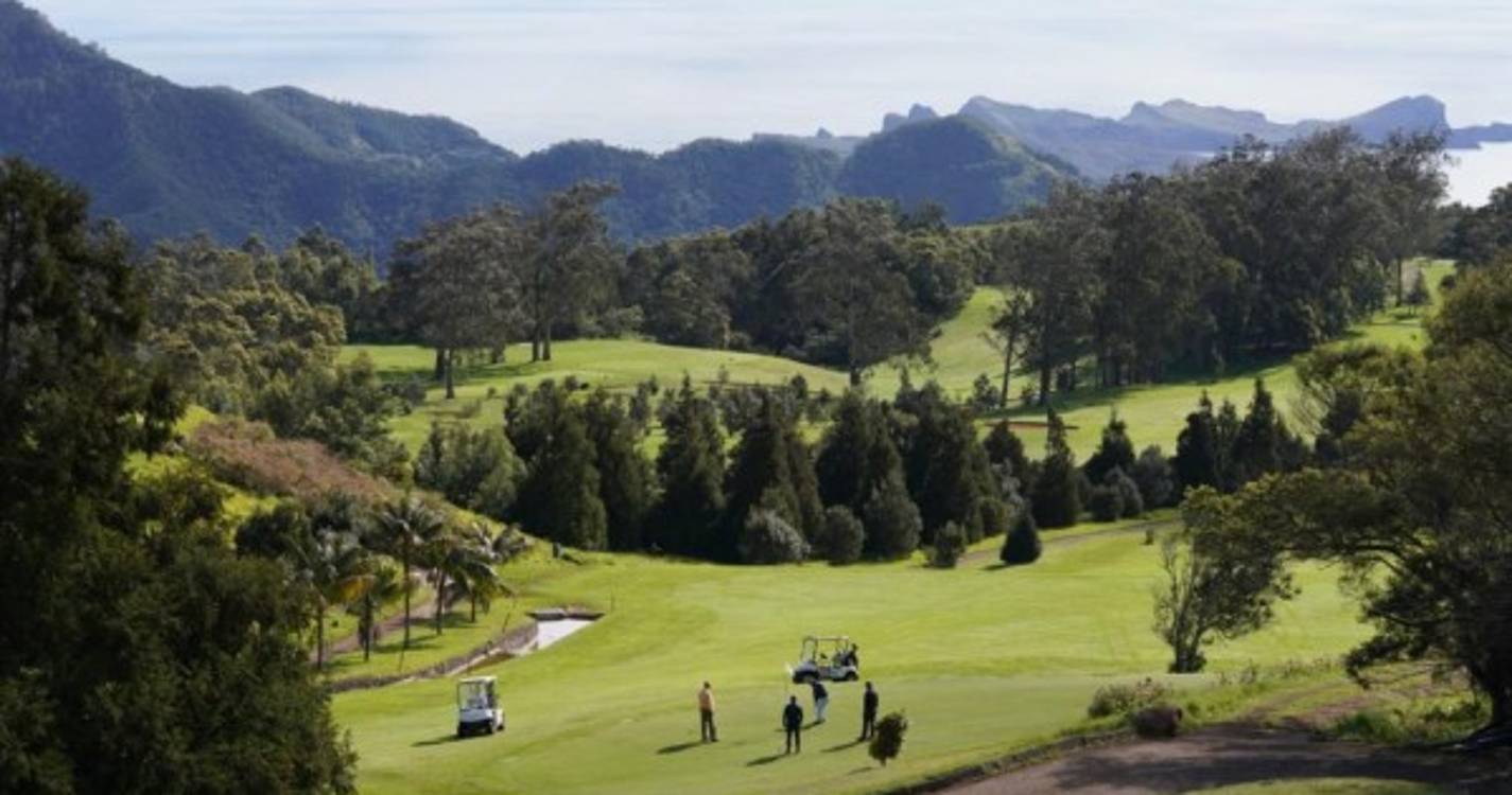 Veja as imagens do JM Golf Trophy que decorre no Santo da Serra