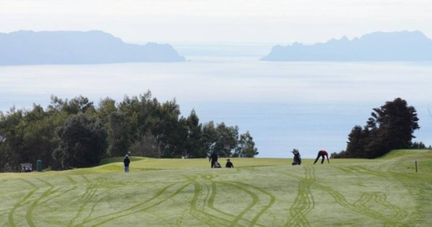 Veja as imagens do JM Golf Trophy que decorre no Santo da Serra