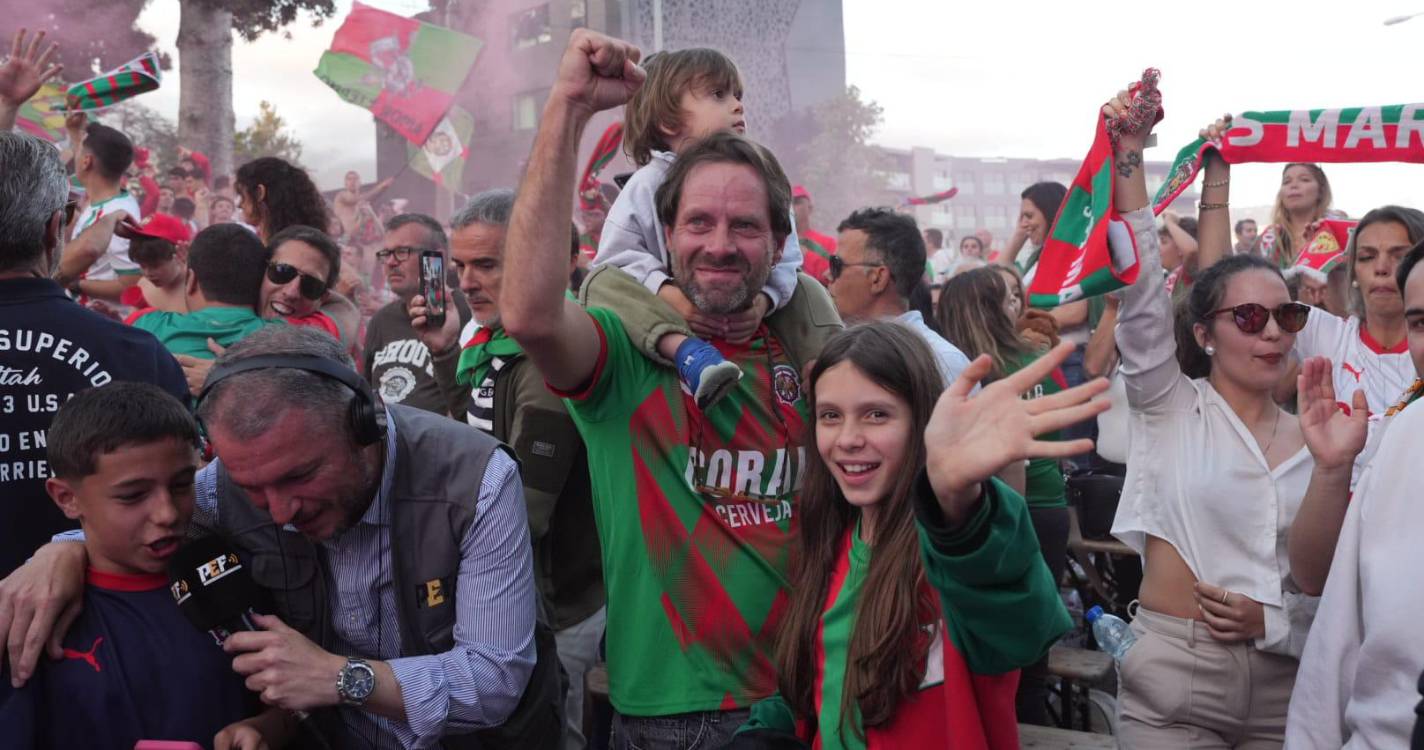 Festa ‘rija’ nos Barreiros após a confirmação do regresso maritimista à I Liga (com fotos e vídeos)