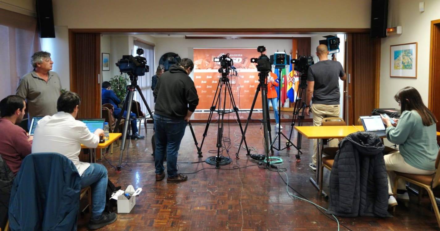 Albuquerque só chega às 20 horas à Rua dos Netos