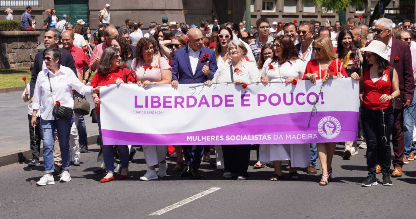Madeira celebra Abril de forma plural (com fotos e vídeo)