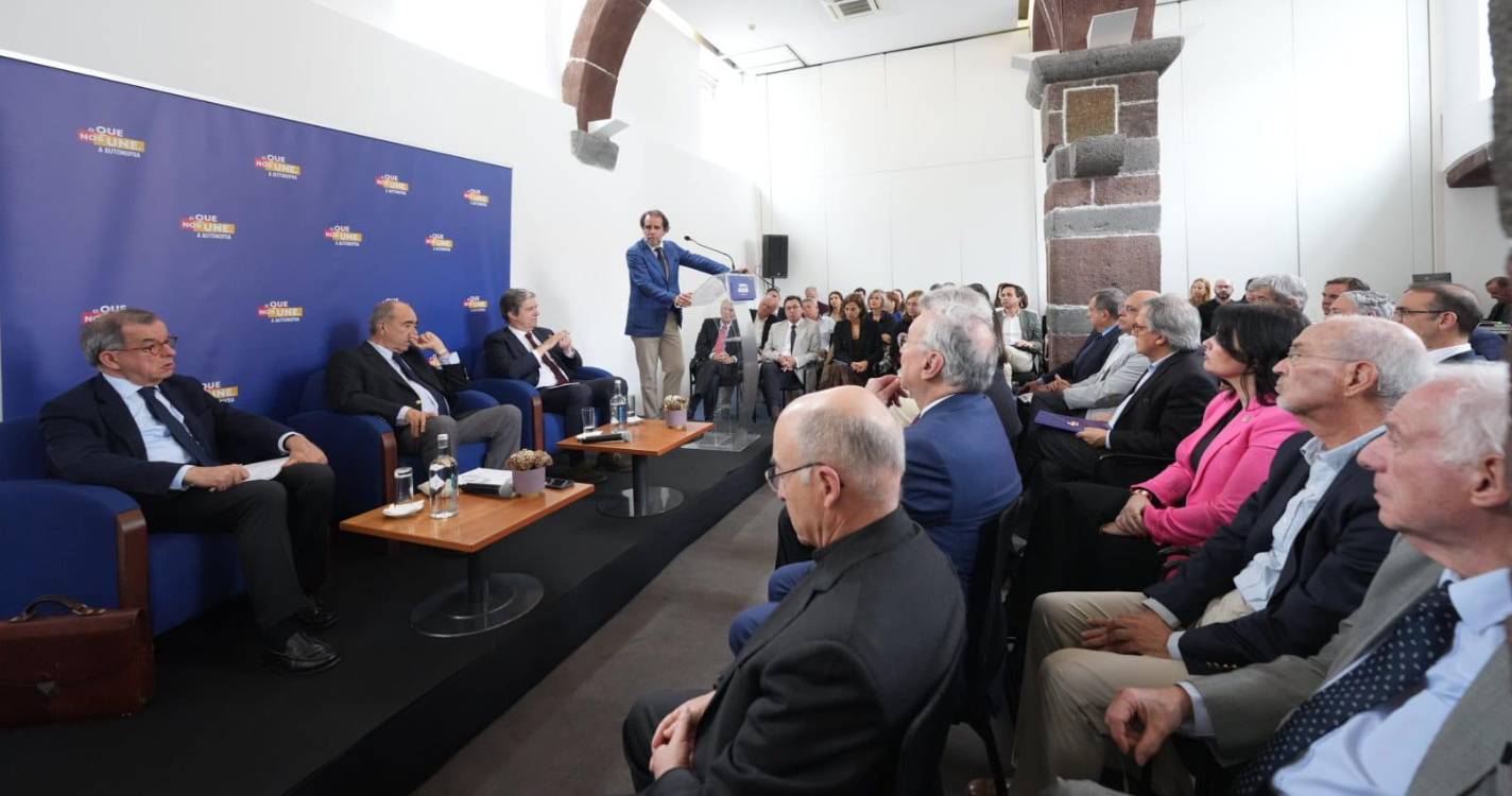 “O crescimento não está a ser recompensado pelo Estado”, defende Miguel Albuquerque