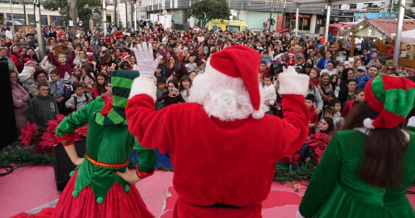 Pai Natal já chegou à Ribeira Brava e encantou miúdos e graúdos
