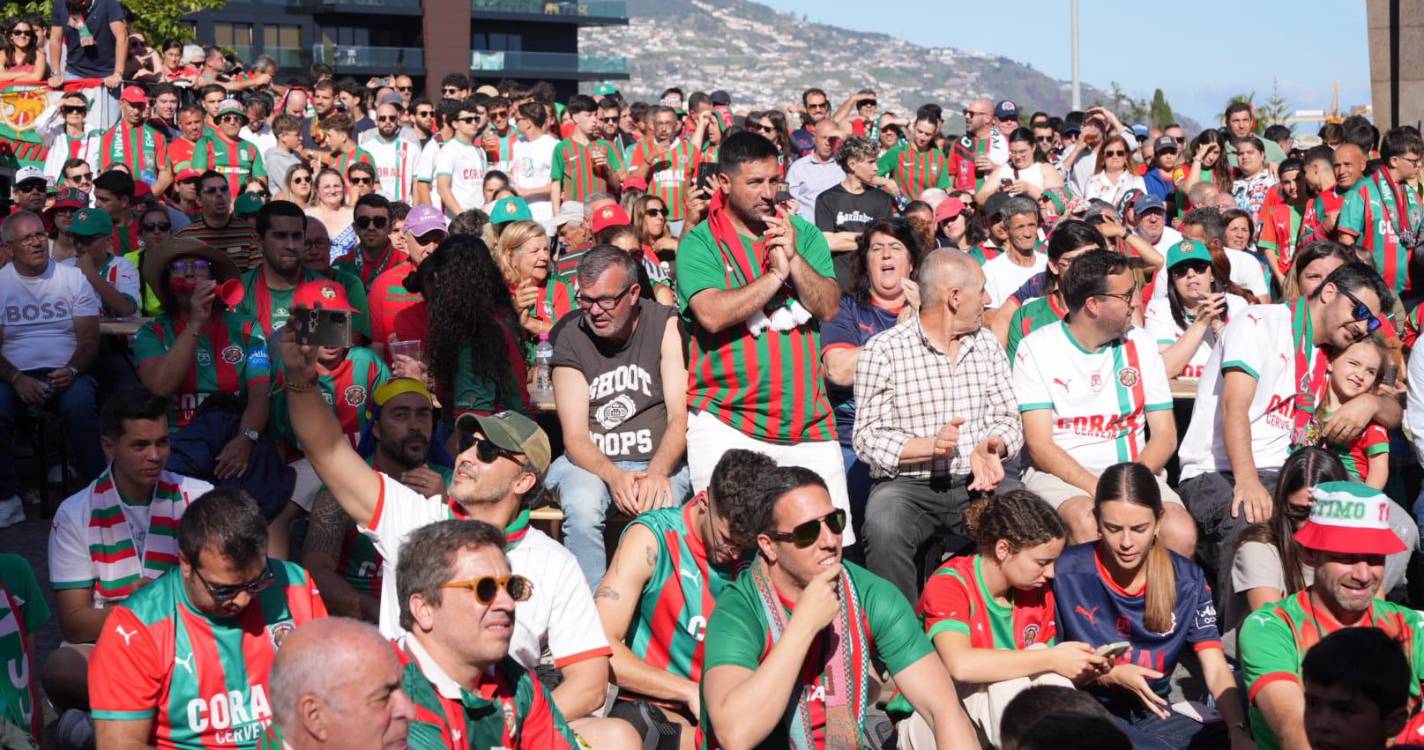 Veja o ambiente de festa na Fanzone dos Barreiros (com fotos e vídeo)