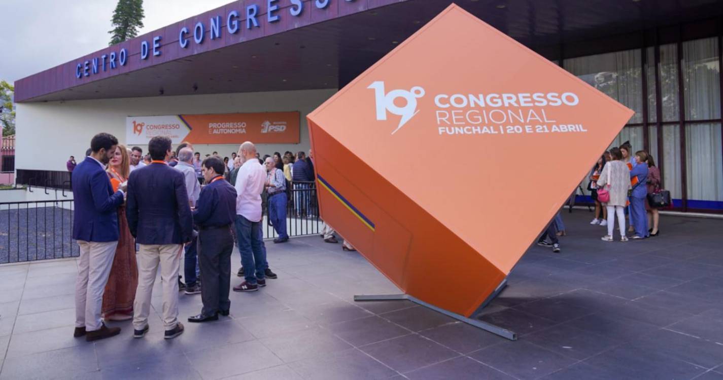 Tudo a postos para o Congresso do PSD (com fotos)