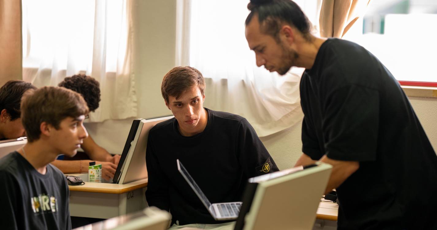 Tecnologia: Laboratório de ideias inovadoras para jovens começa em setembro