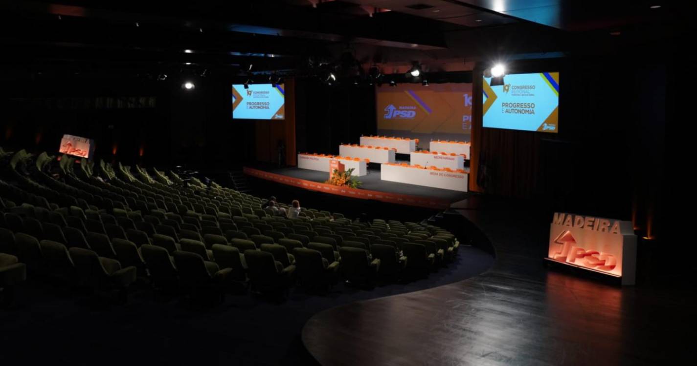 Tudo a postos para o Congresso do PSD (com fotos)