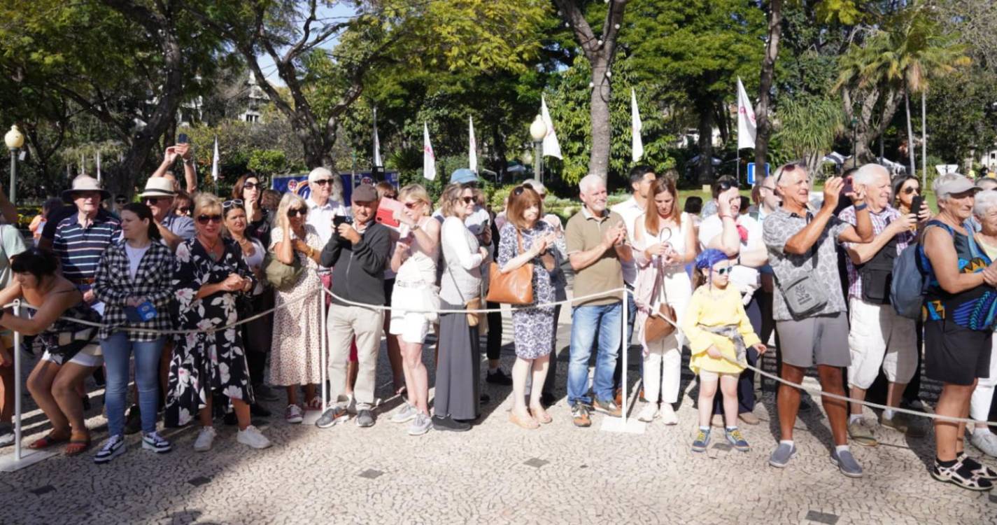 Mais de mil miúdos desfilam no Cortejo de Carnaval das Crianças (com fotos)