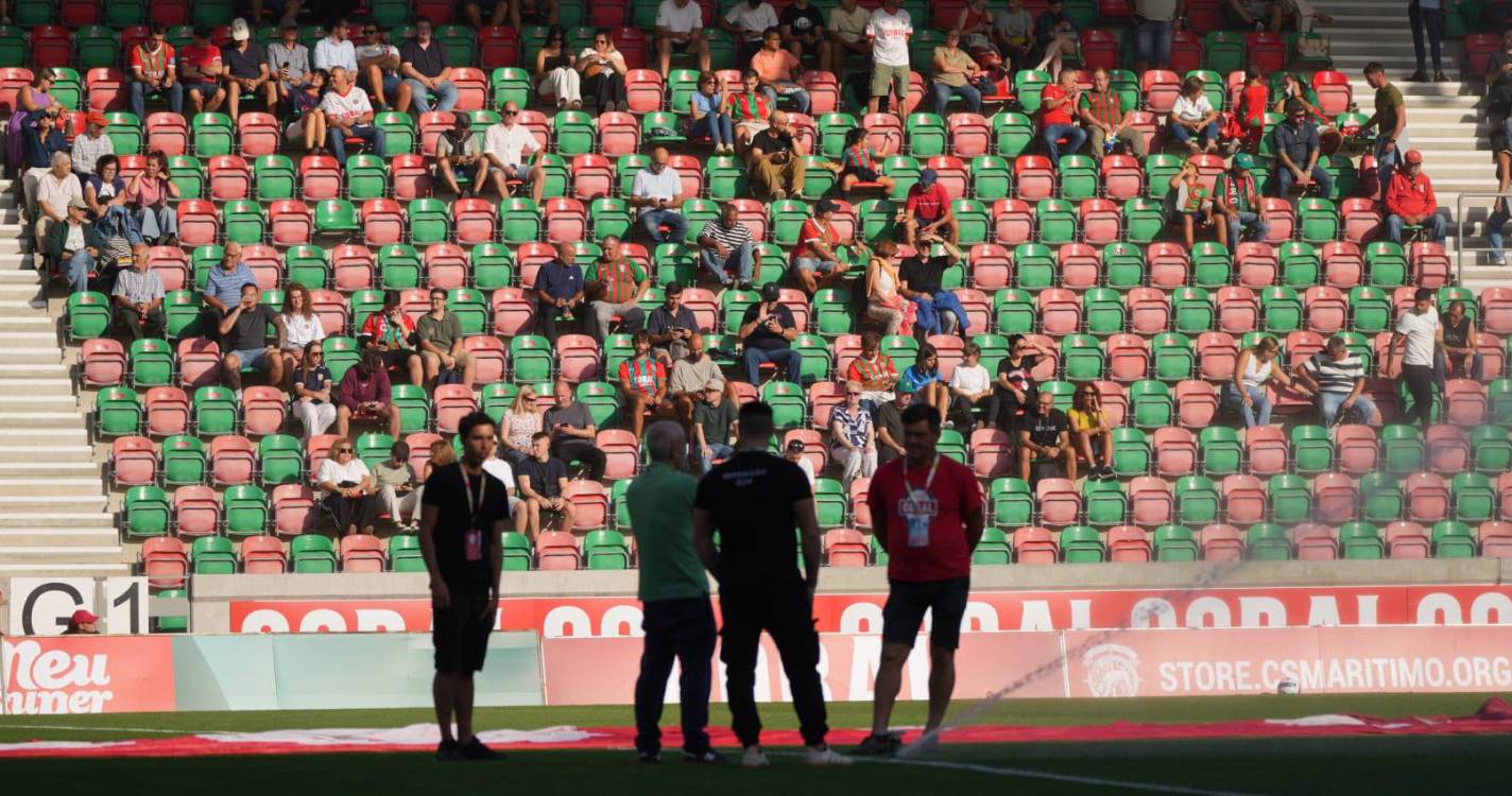 Veja quem está nos Barreiros para assistir ao Marítimo vs Académico Viseu