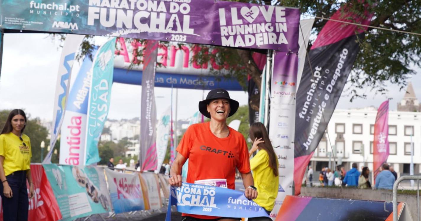 Aroa Seijo vence maratona na vertente feminina