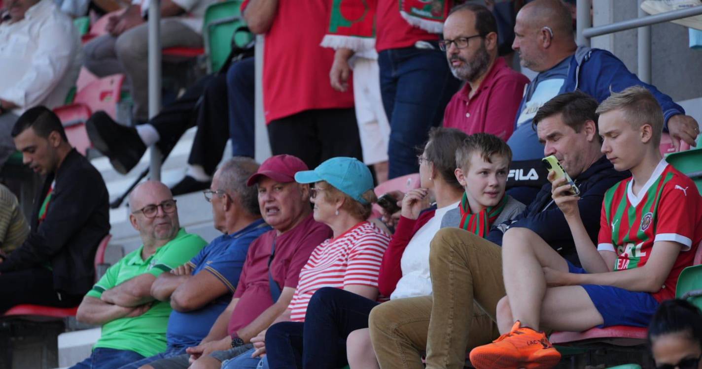 Veja quem está nos Barreiros para assistir ao Marítimo vs Académico Viseu