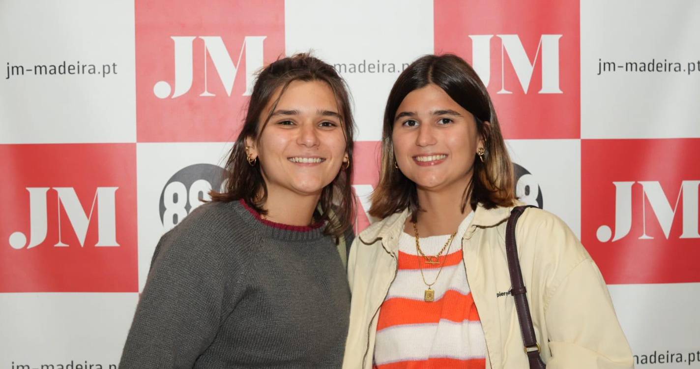 Sorrisos preparados para uma noite em grande com muita comédia (com fotos)