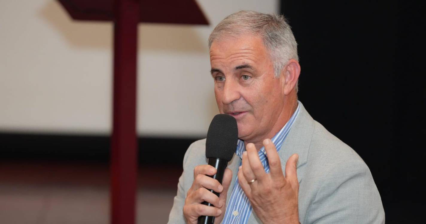 Parlamento na Comunidade: Nélio Freitas pede aos jovens que tragam “soluções” e não apenas reclamações
