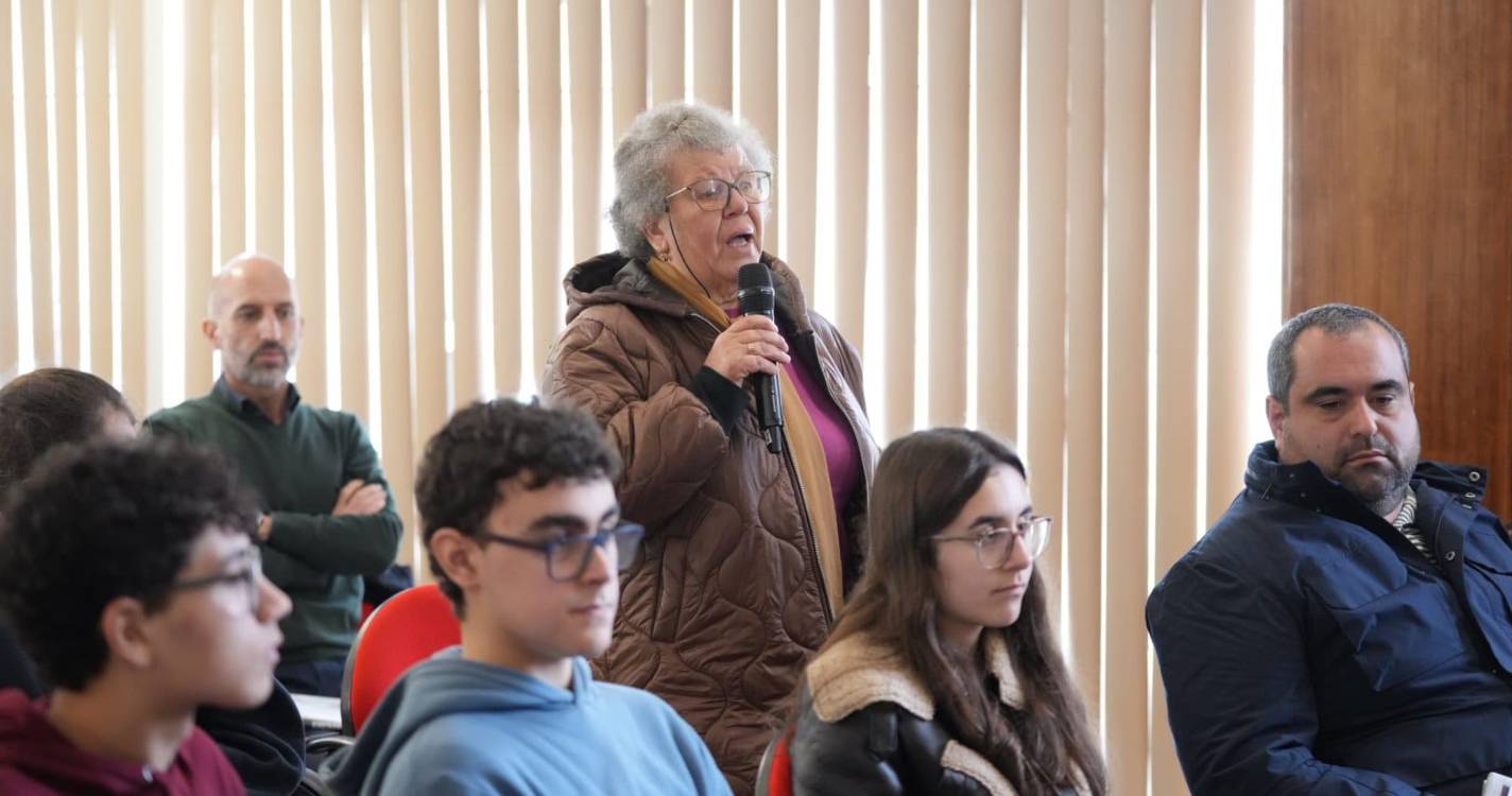 Parlamento na Comunidade: Perpetuar costumes para não perdermos identidade