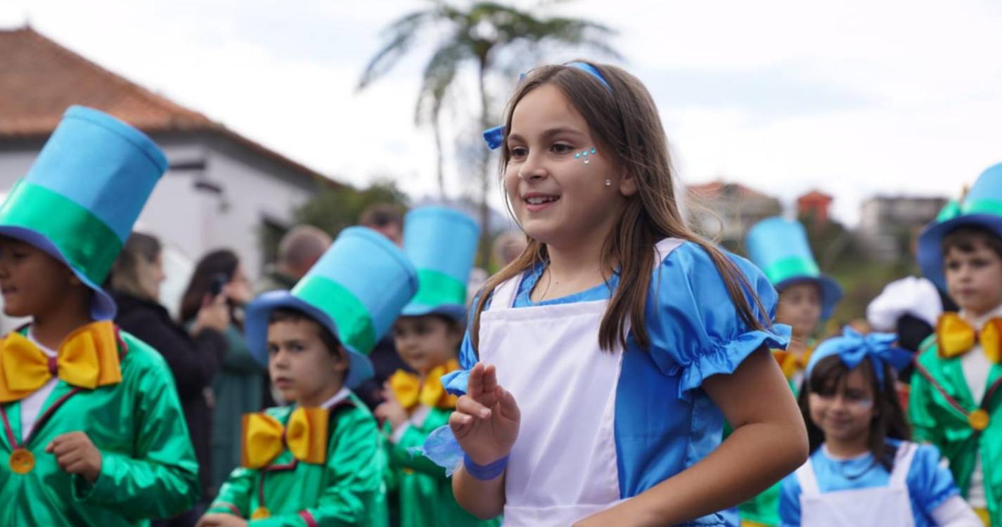 Clima de animação e folia paira sobre o centro de Santana