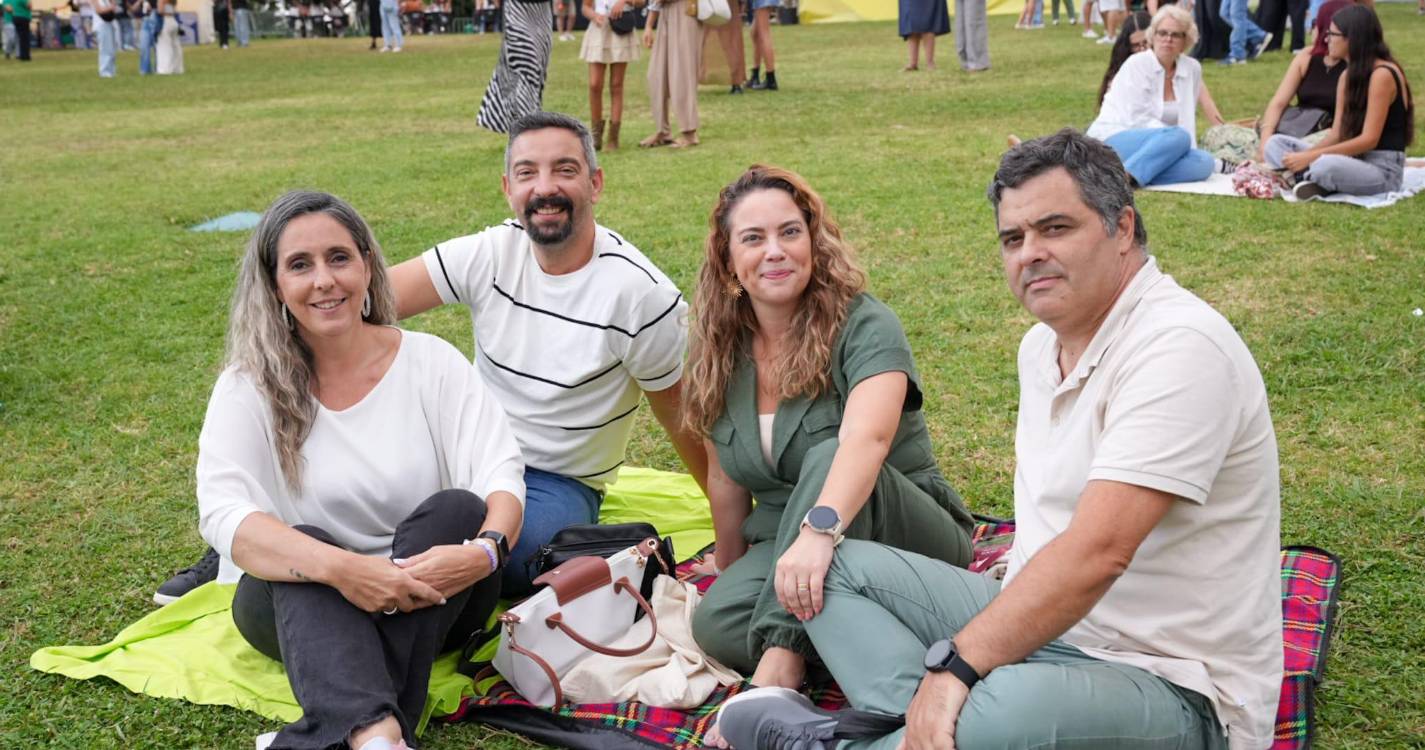 Parque de Santa Catarina começa a encher para primeiro dia de MEO Sons do Mar (com fotos)