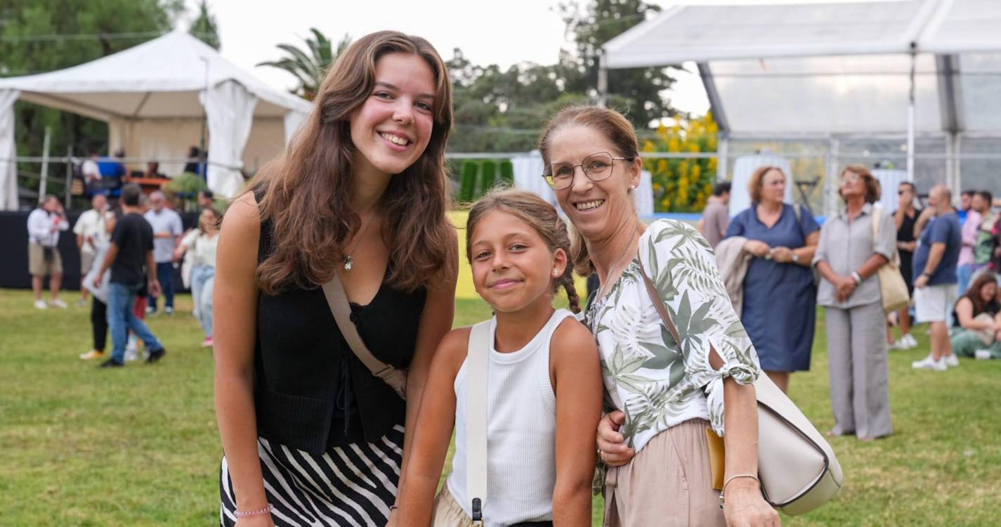 Parque de Santa Catarina começa a encher para primeiro dia de MEO Sons do Mar (com fotos)