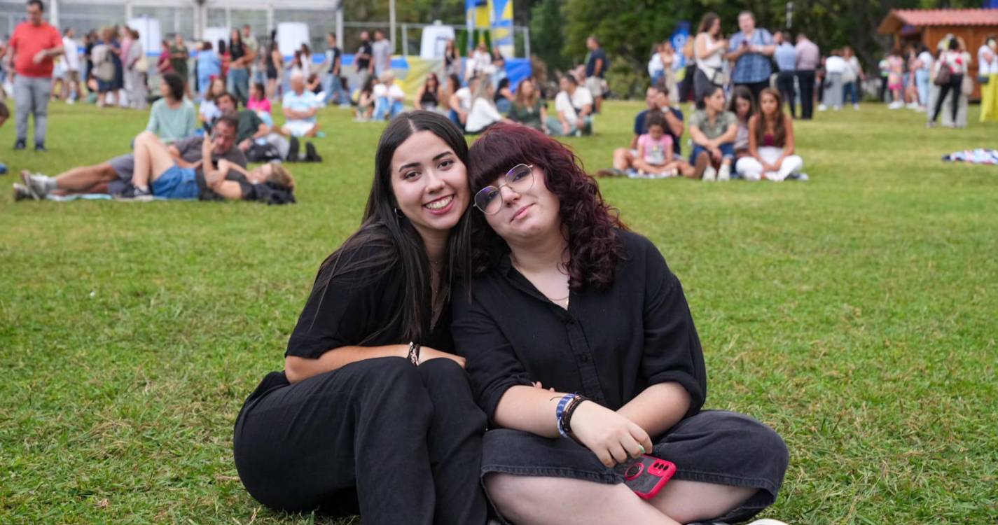 Parque de Santa Catarina começa a encher para primeiro dia de MEO Sons do Mar (com fotos)