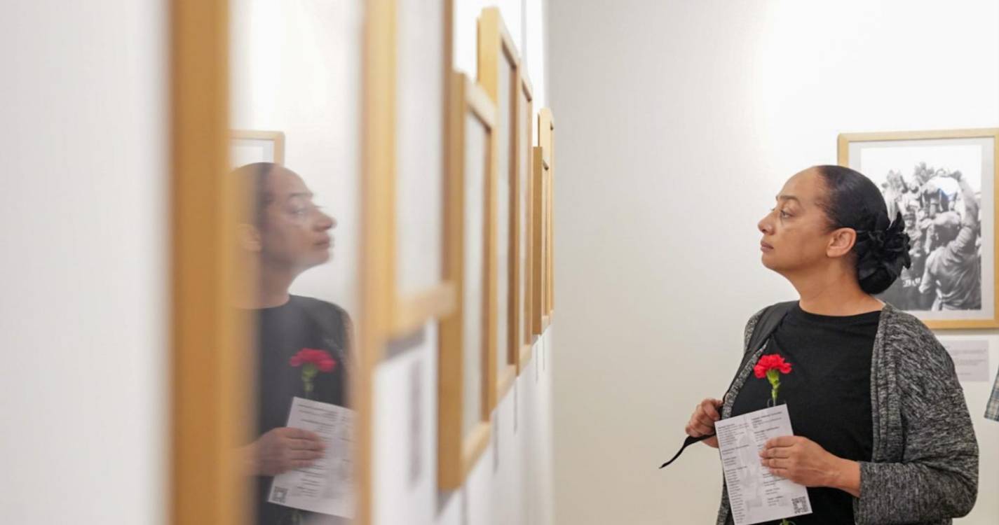 53 imagens eternizam o 25 de Abril no Atelier Vicentes