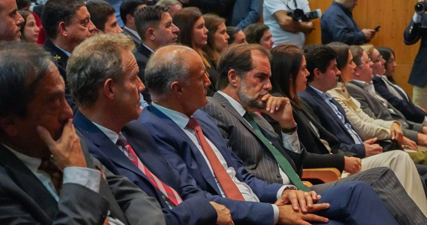 Governo Regional garante desenvolvimento do auditório e estacionamento da Escola Secundária da Ponta do Sol