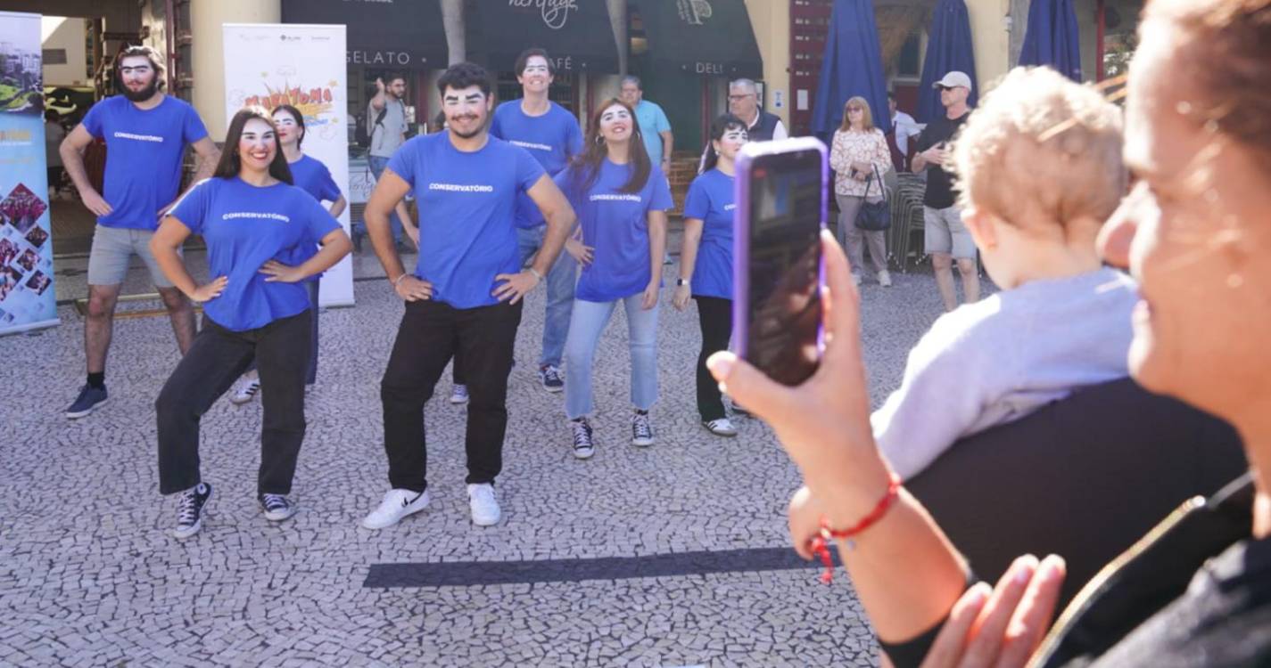 Artes invadem hoje a cidade do Funchal (com fotos)