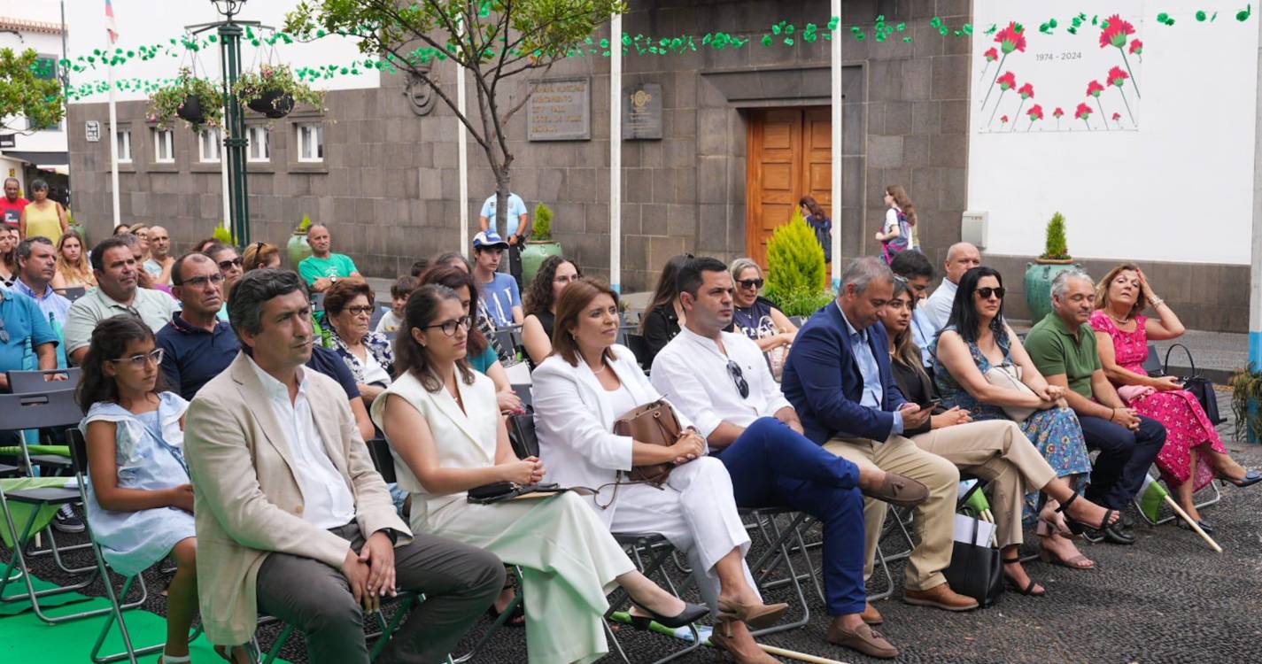 “Provas dadas na política e na vida quotidiana”, diz Filipe Sousa na apresentação da equipa de Élia Ascensão