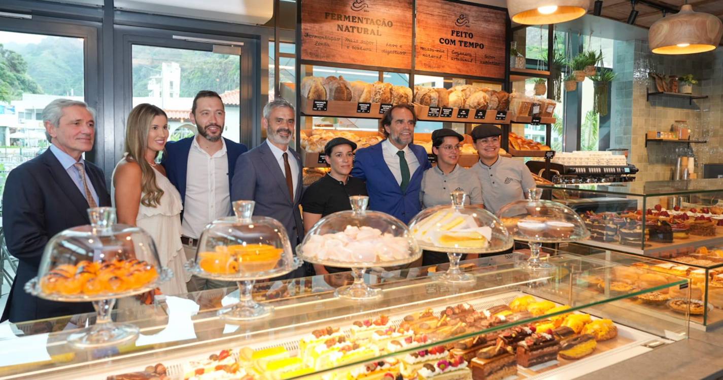 A Confeitaria inaugura nova loja na Ribeira Brava com iniciativa solidária