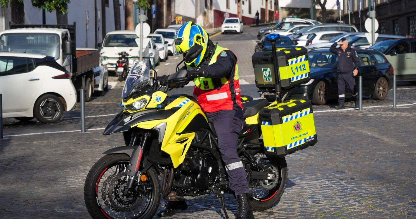Primeiro Motociclo de Emergência Médica entregue aos Sapadores do Funchal