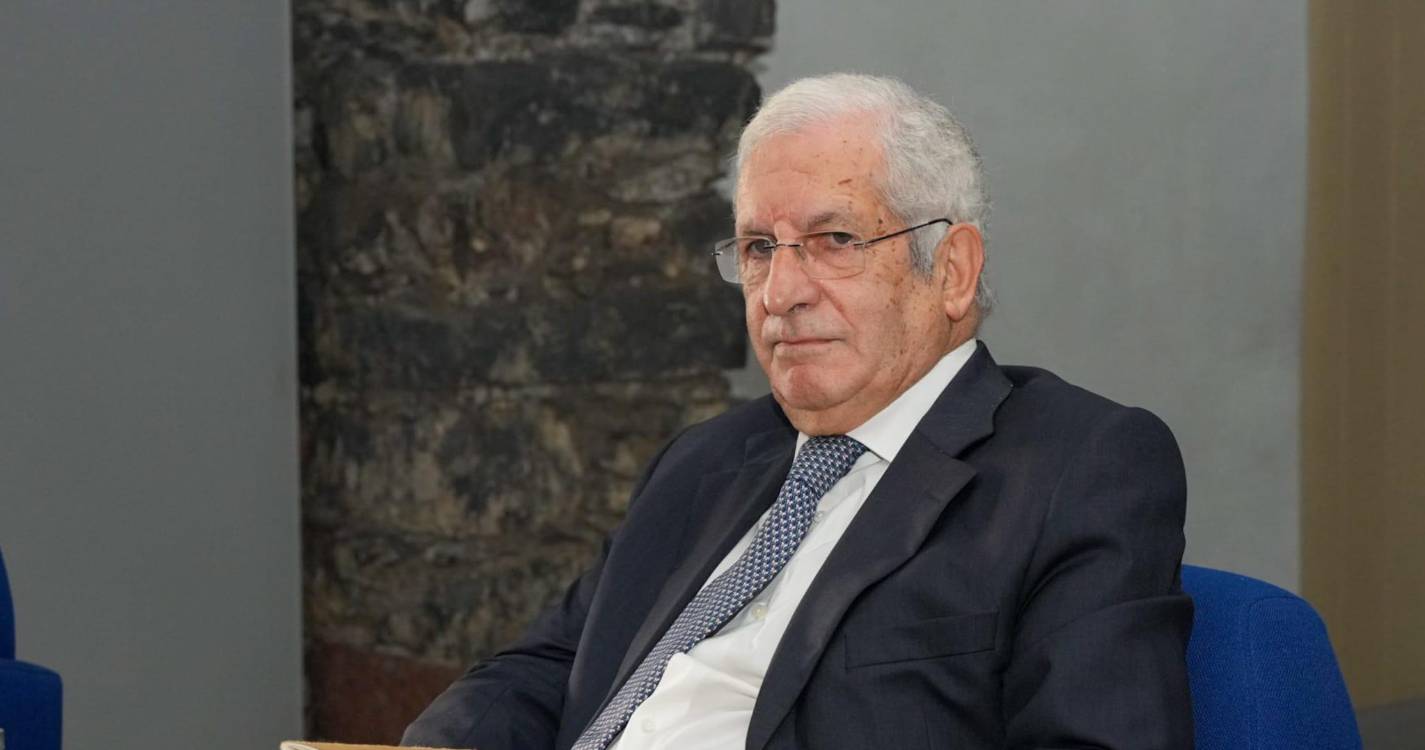 Carlos Tavares defende mais liberdade para a região na cobrança dos seus impostos