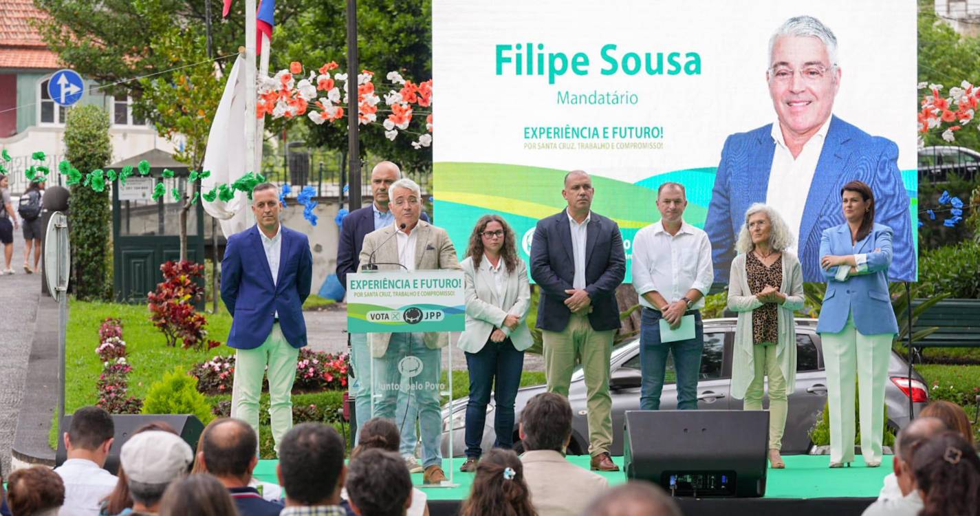 “Provas dadas na política e na vida quotidiana”, diz Filipe Sousa na apresentação da equipa de Élia Ascensão
