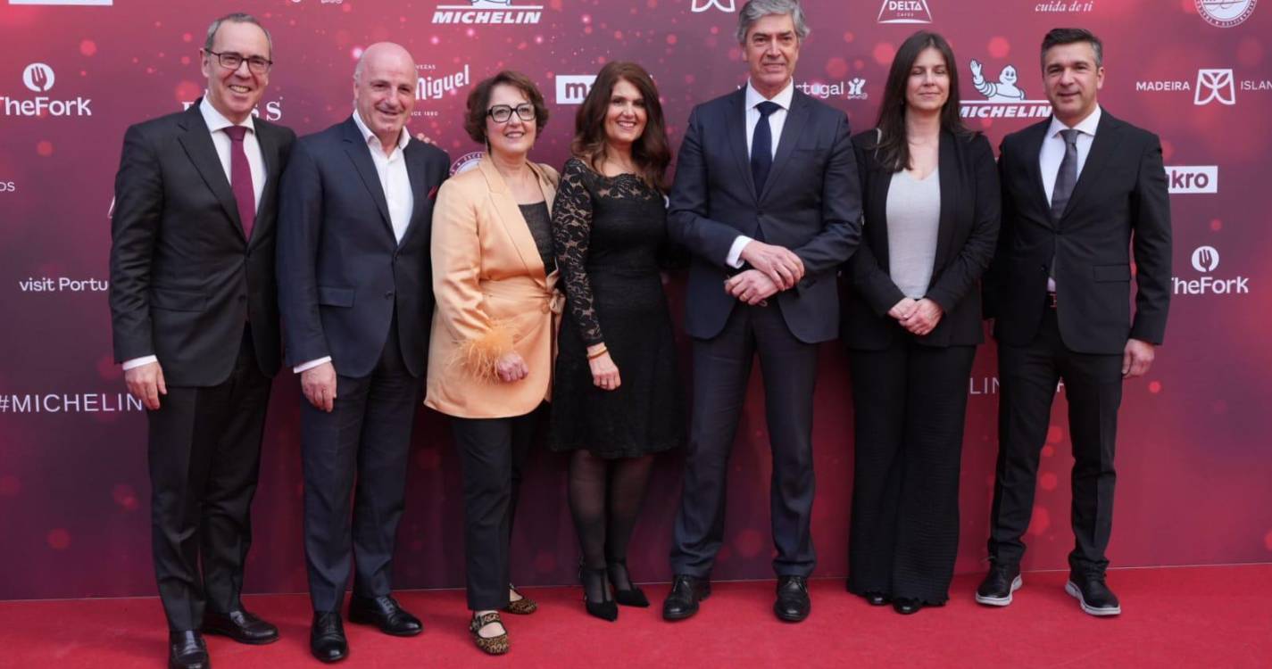 Veja algumas das imagens da passadeira vermelha da Gala do Guia Michelin 2026