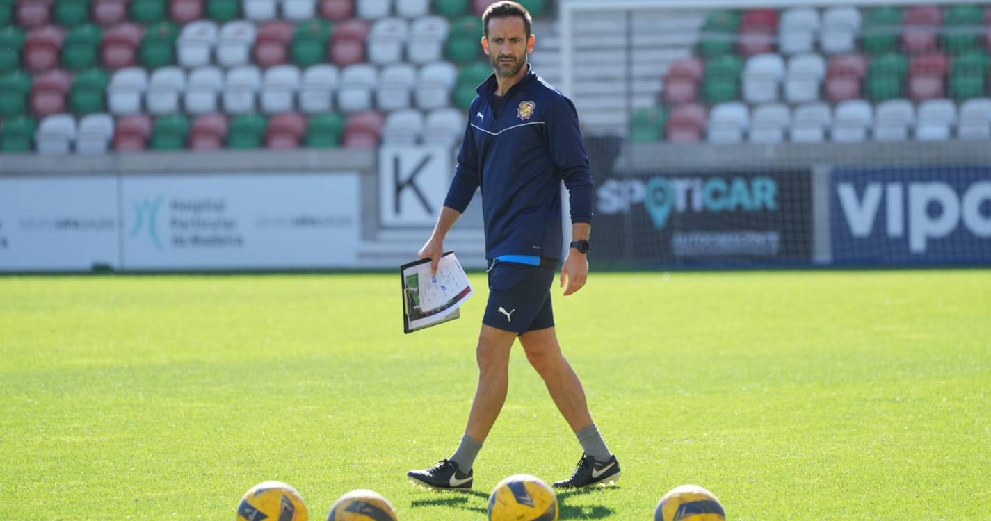Imagens do primeiro treino de Miguel Moita no Marítimo