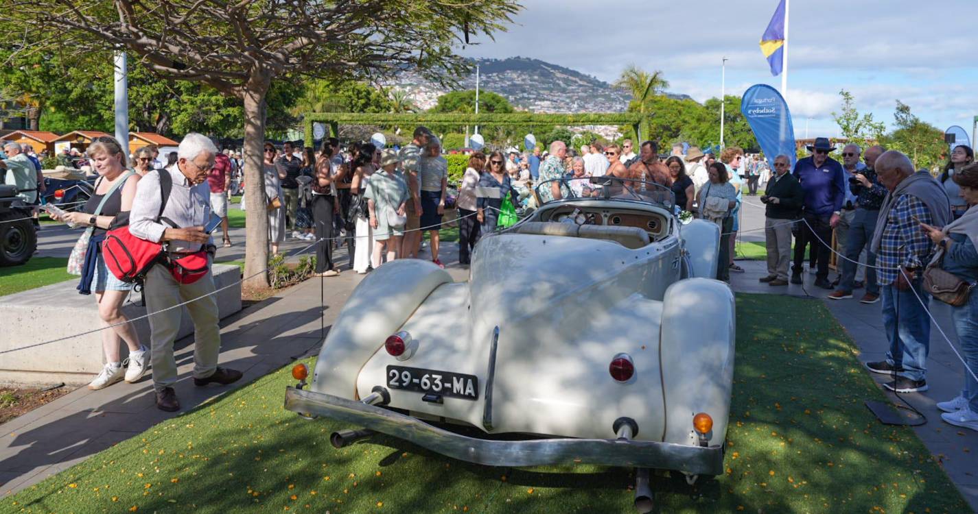 Charme e elegância de regresso ao Funchal com o Madeira Classic Car Revival (com fotos)
