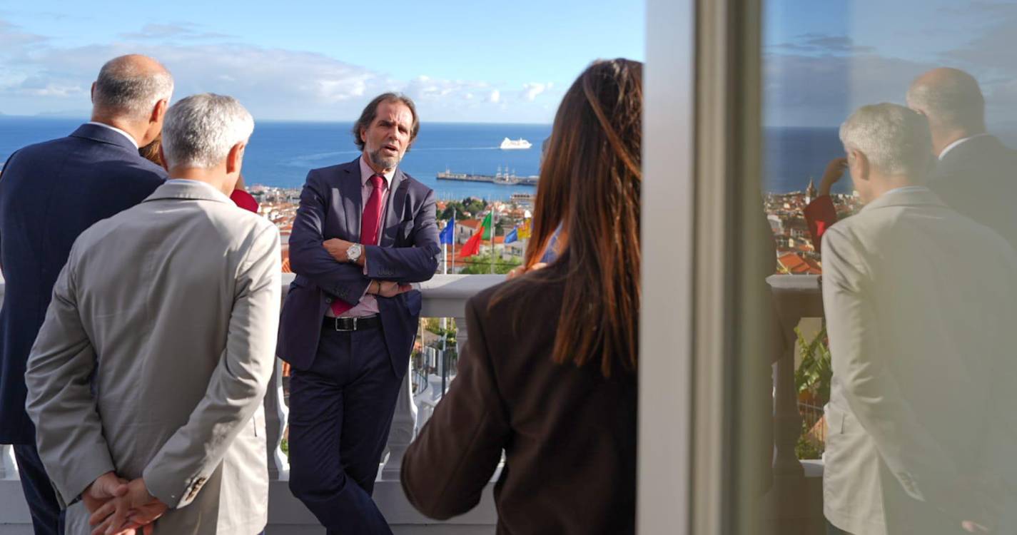 Garouta do Calhau inaugura no Funchal centro de dia e de noite (com fotos)