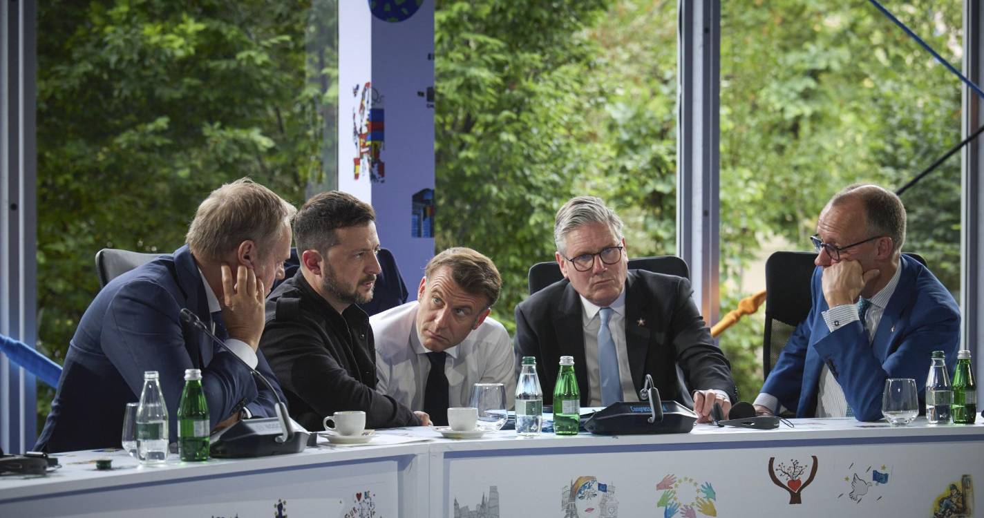 Ucrânia: Zelensky e líderes europeus falam com Trump após negociações na Turquia