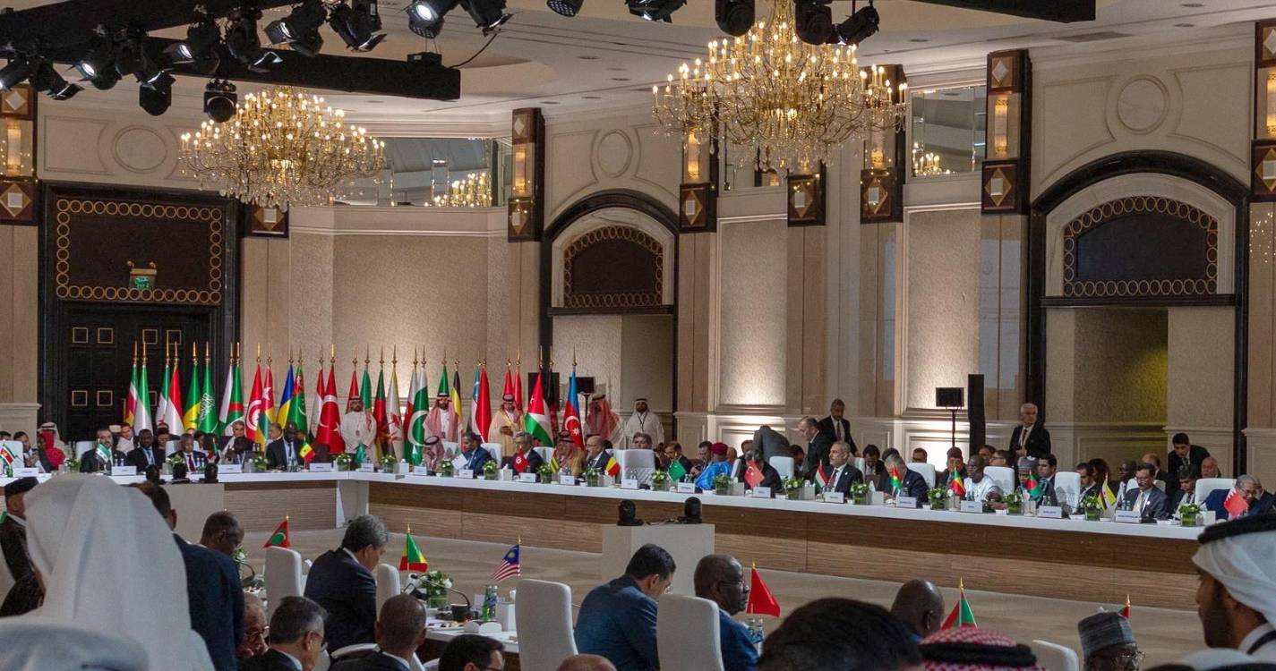 Médio Oriente: Qatar pede à comunidade internacional sanções contra Israel