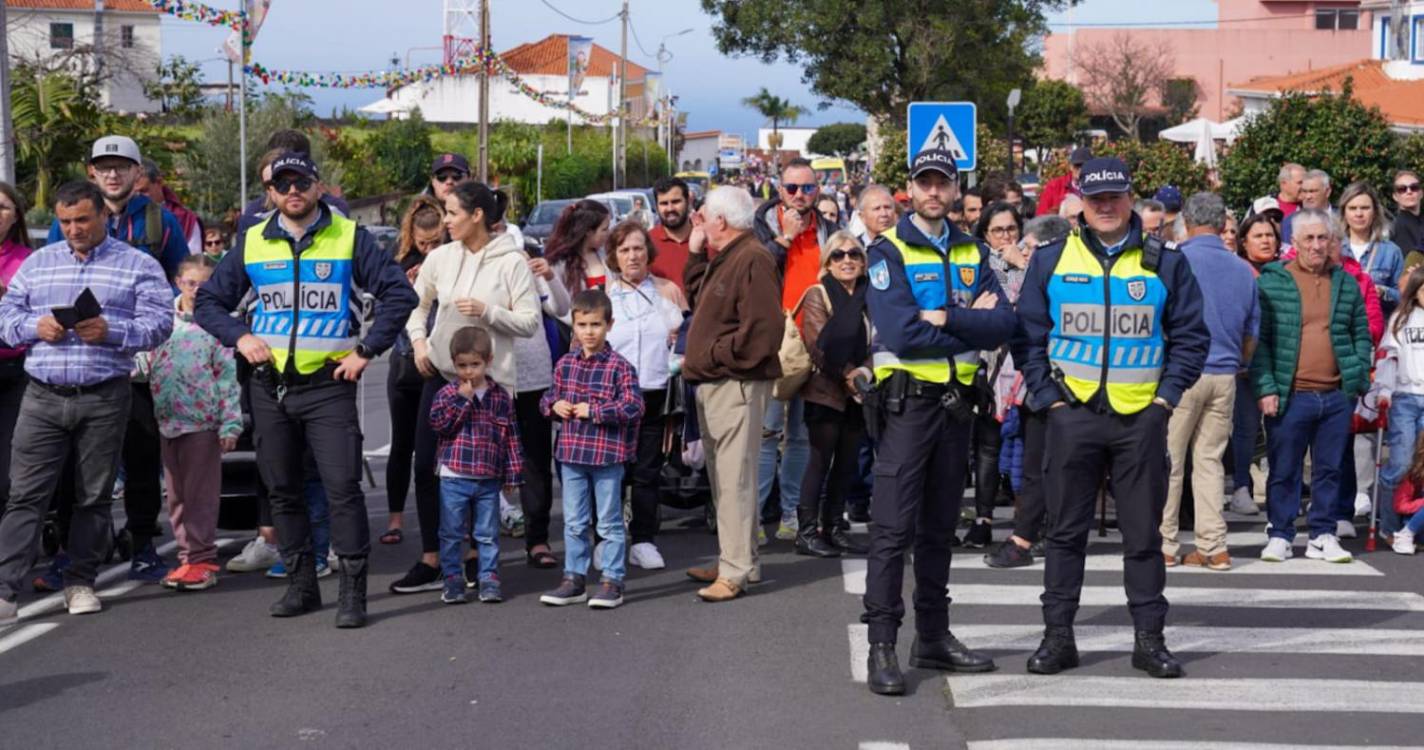 Clima de animação e folia paira sobre o centro de Santana