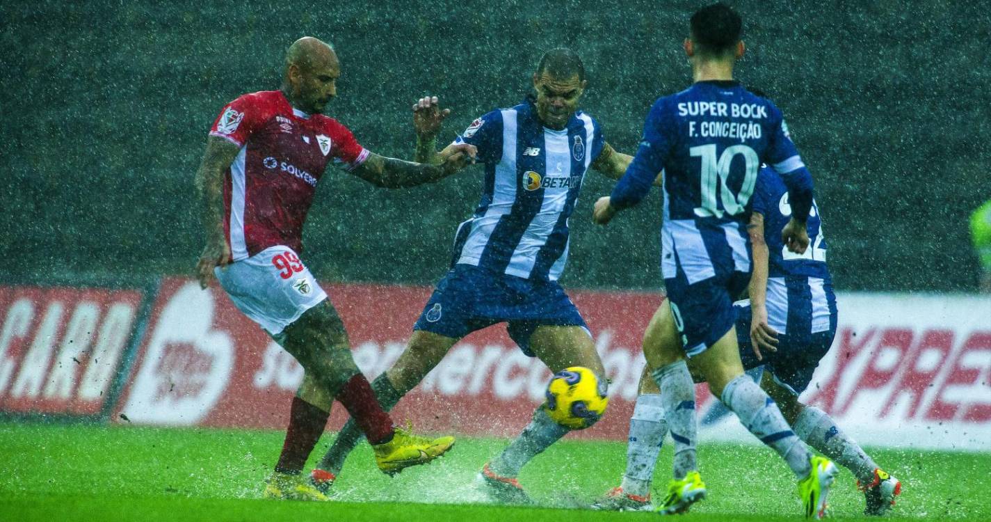 Jogo entre Santa Clara e FC Porto será retomado entre 27 e 29 de fevereiro