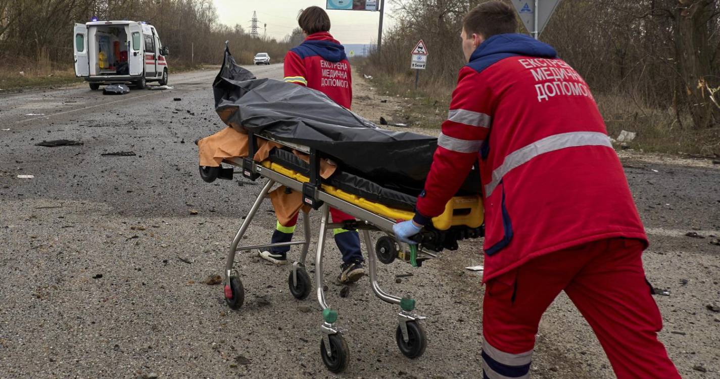 Ucrânia: Mais de 50 prisioneiros de guerra executados pela Rússia, denuncia Kiev