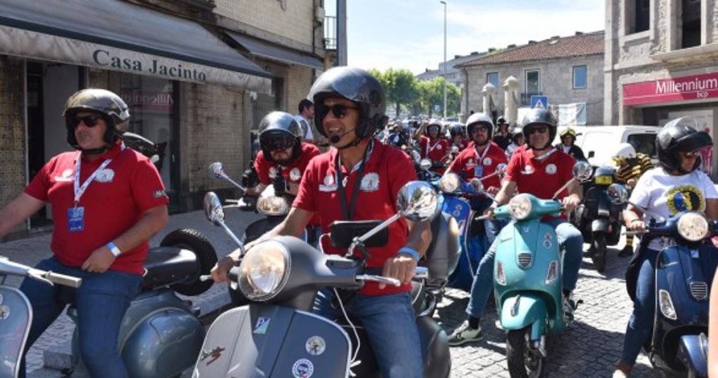 Associação Vespas Maradas esteve em concentração em Guimarães [com fotos]