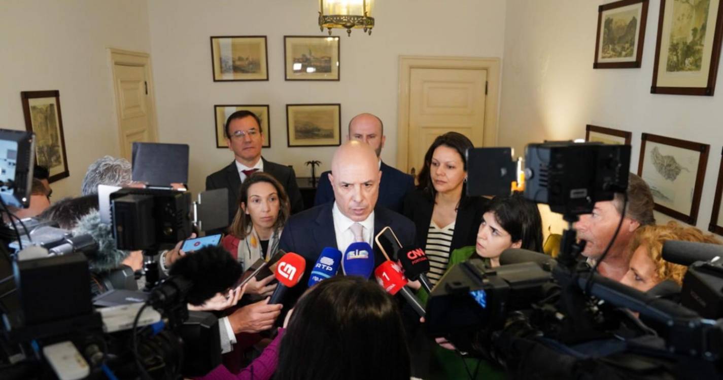 “É imperativo que existam eleições antecipadas”