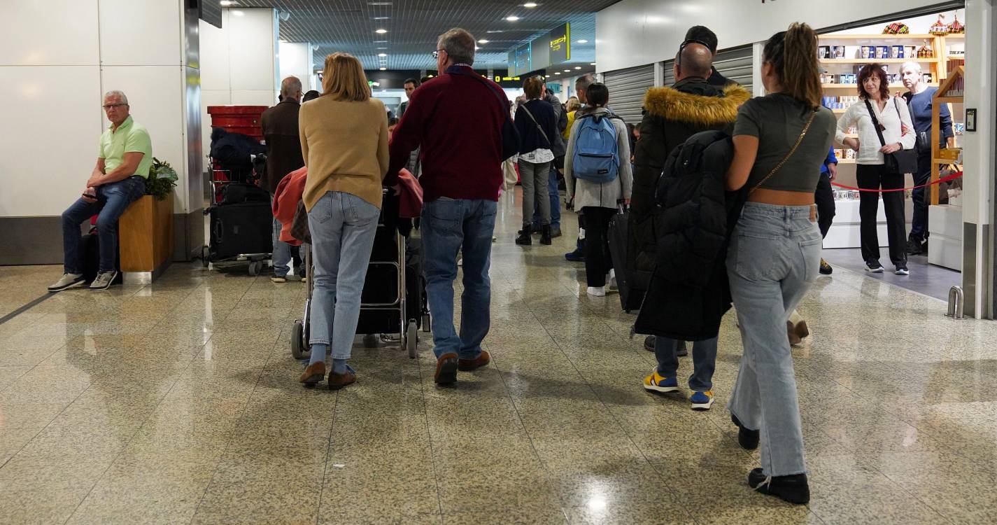 ADN lamenta decisão da ANAC