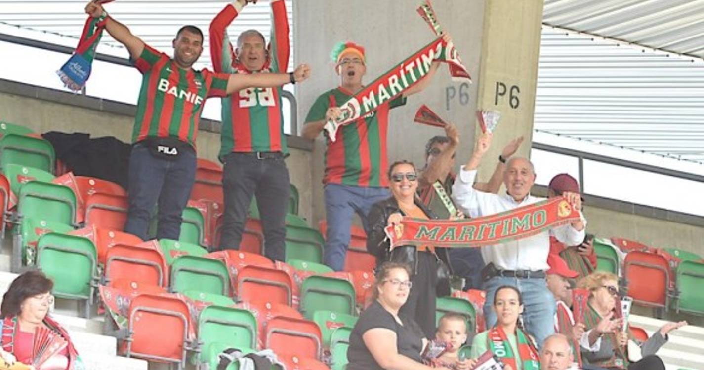 Marítimo-Estrela da Amadora: Veja quem está nos Barreiros (com fotos)