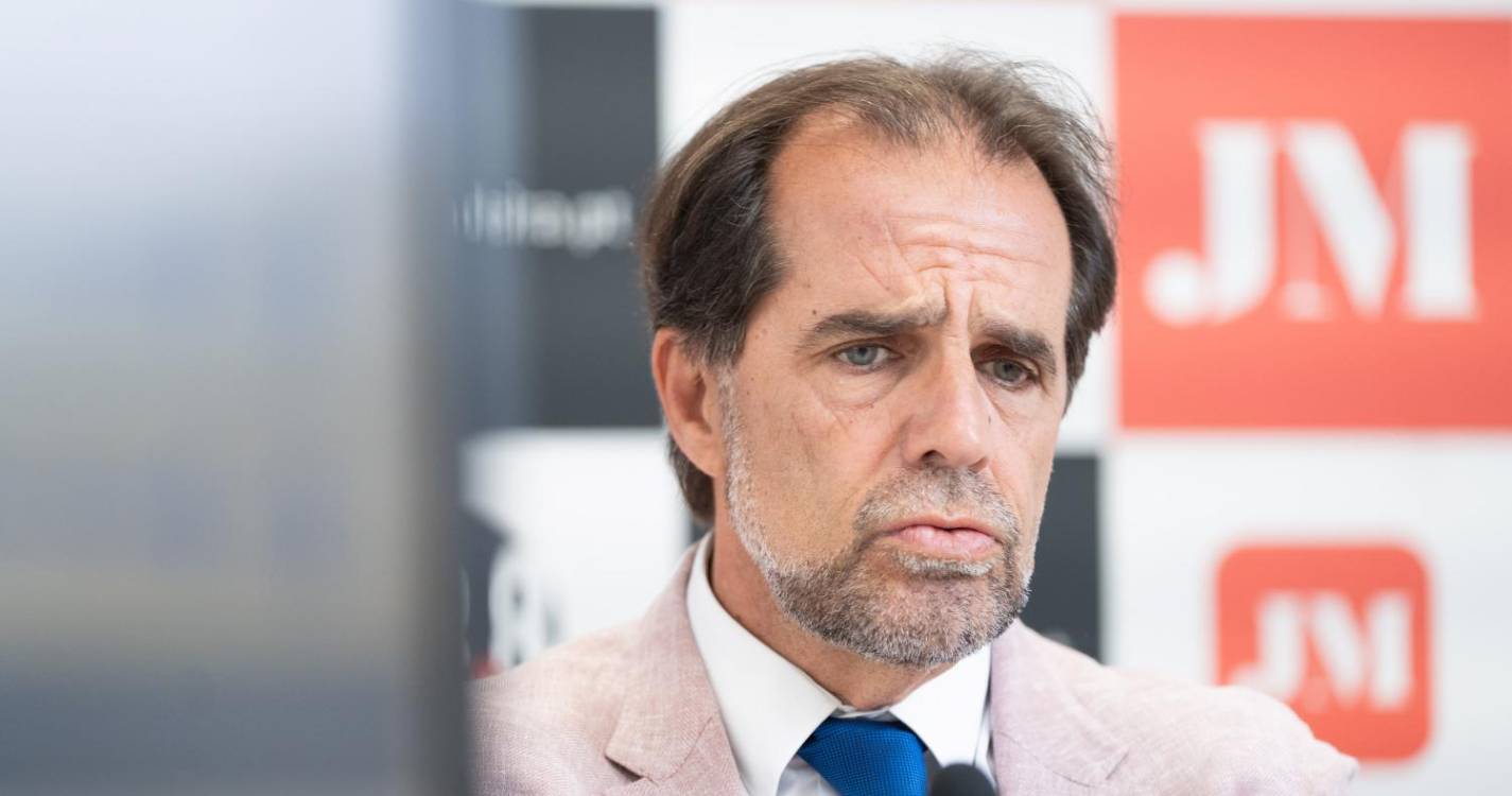 Albuquerque diz que propostas do PS são “despesistas, utópicas e injustas”